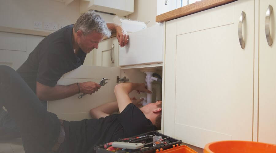 Ceiling Pipe Leak Fix in Ruth, MI